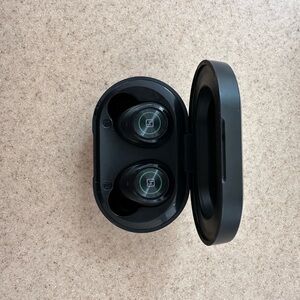 Black Wireless Earbuds with Charging Case